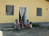 Familia Banegas Lopez Casa.jpg (121089 bytes)