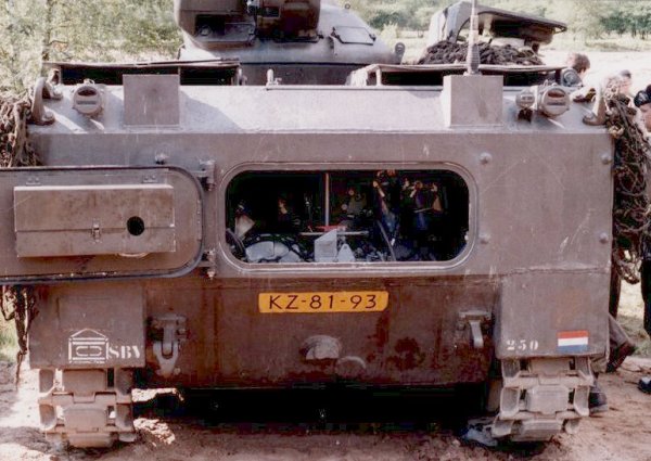 M113C&V motorinspectieluik
