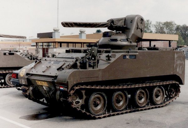 M113C&V 25mm, klik hier voor meer fotos