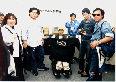 iWeek 2000�A����@�Ԉ֎q����A�Ȃ����[����A�؂���A���肿���ATsU ����A�Óc����A�������[����AJaco ����