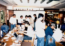 iWeek 2000�A�t�� size ���喼�h������