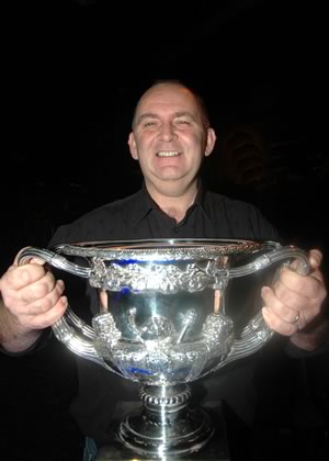 Jeremy Wise holds the trophy