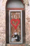 banksy4.jpg (28863 bytes)