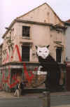 banksy5.jpg (23849 bytes)