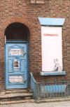 banksy7.jpg (32678 bytes)