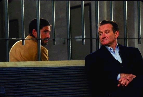 Mr Caviezel (l) as &lsquo;Fletcher&rsquo; with Robin Williams as &ldquo;Alan Hakman&rdquo;