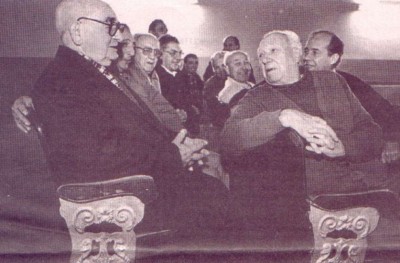 Sociedad Argentina, Galerias de personalidades relevantes de la Argentina en los ambitos culturales, artisticos, empresariales, deportivos y religiosos, Relaciones Exteriores Argentinas, embajadas y embajadores, mundo diplomatico, consulados, articulos y entrevistas, personalidades y hechos relevantes, informacion y noticias, agenda y links - Sociedad Argentina, polo, visitas ilustres, galeria, Zona Norte, empresas, negocios y empresarios, consumo, habitos y costumbres, temporada lirica y Teatro Colon, Historia Argentina: Imagenes y fotos, el Centenario, la belle epoque, los a&ntilde;os veinte y las decadas del treinta y cuarenta, la decada del setenta, Mau Mau, publicidad y personajes, el peronismo, Eva Peron y Juan Domingo Peron; arquitectura, edificios, palacios y estancias, personalidades y hechos relevantes; anecdotas, habitos y costumbres, las grandes tiendas, comercios e industrias; presidentes, politicos, funcionarios y personalidades de los ambientes cultural, artistico, economico, religioso, deportivo y cientifico; documentos y testimonios; el Jockey Club; Argentina y la politica exterior, su insercion en el mundo; Grandes familias argentinas: Los Alvear, Alzaga y Anchorena, los Pueyrredon, Ramos Mejia, Bullrich, Martinez de Hoz, Bunge, Lezica, Zapiola, etc. sus origenes, estancias, palacios y fortunas, sus miembros mas destacados en la historia del pais, escritores y artistas, decoradores y fotografia, pintura y escultura, links, nobles en la Argentina, genealogias, Zona Norte, countries y barrios cerrados, Buenos Aires, sitios turisticos, barrios, Puerto Madero, pasado y presente y muchisimo mas