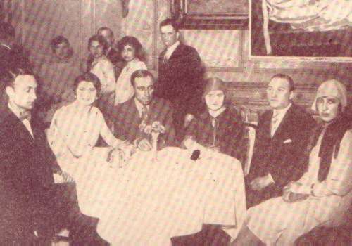 Sociedad Argentina, Galerias de personalidades relevantes de la Argentina en los ambitos culturales, artisticos, empresariales, deportivos y religiosos, Relaciones Exteriores Argentinas, embajadas y embajadores, mundo diplomatico, consulados, articulos y entrevistas, personalidades y hechos relevantes, informacion y noticias, agenda y links - Sociedad Argentina, polo, visitas ilustres, galeria, Zona Norte, empresas, negocios y empresarios, consumo, habitos y costumbres, temporada lirica y Teatro Colon, Historia Argentina: Imagenes y fotos, el Centenario, la belle epoque, los a&ntilde;os veinte y las decadas del treinta y cuarenta, el peronismo, Eva Peron y Juan Domingo Peron; arquitectura, palacios y estancias, personalidades y hechos relevantes; anecdotas, habitos y costumbres, las grandes tiendas, comercios e industrias; presidentes, politicos, funcionarios y personalidades de los ambientes cultural, artistico, economico, religioso, deportivo y cientifico; documentos y testimonios; el Jockey Club; Argentina y la politica exterior, su insercion en el mundo; Grandes familias argentinas: Los Alvear, Alzaga y Anchorena, los Pueyrredon, Ramos Mejia, Bullrich, Martinez de Hoz, Bunge, Lezica, Zapiola, etc. sus origenes, estancias, palacios y fortunas, sus miembros mas destacados en la historia del pais.