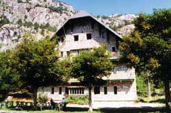 CASA DE PIEDRA