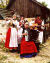 dancplay.jpg (22657 bytes)