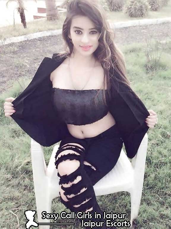 Call Girls udaipur - Priya