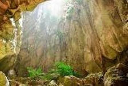 Pawikan Cave