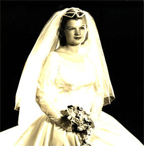 Dee in wedding dress