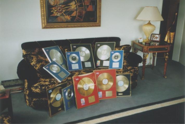 Gold & Platinum/UK