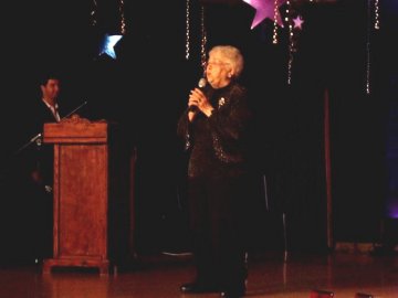 'Cam Wooledge whistling It's Now or Never at Chartwell 's 2009 Senior Star Regional Competition Event