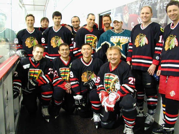 Docs on Ice 2005 Champion Team Photo Mississauga Tomahawks