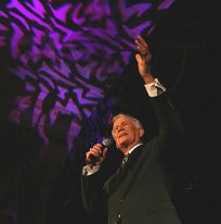 2008 Senior Star Winner Lloyd Knight of Stouffville, ON Google image from http://www.chartwellreit.ca/images/ss_winners/2008-SRLloydbig.jpg