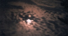A wonderful shot of the moon !