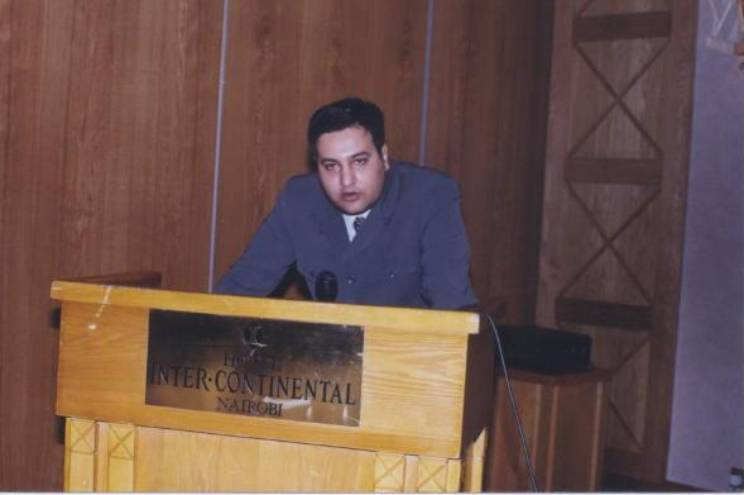 Deepak delivers Key Note address as top African Banking Sector officials listen at ITFinance Africa 2003, Nairobi