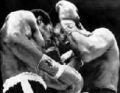 Con este golpe en el primer asalto, Ken Norton le fractur� la mand�bula en 1973. Al� resisti� 15 asaltos.