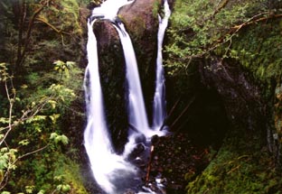 Triple Falls,OREGON