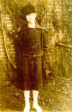 Lizhasty.jpg (35679 bytes)