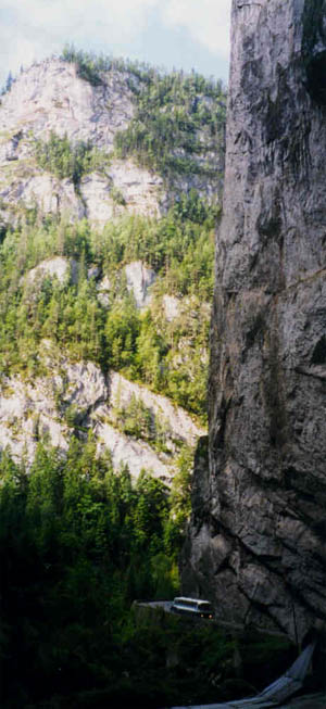 bicaz copy.jpg (52087 bytes)