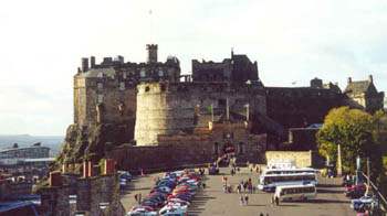 ecastle2.jpg (19370 bytes)