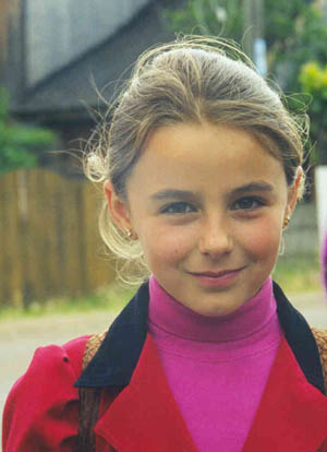 girlmarg2 copy.jpg (24474 bytes)