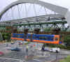 Wuppertal_Schwebebahn_neu.jpg (66683 Byte)