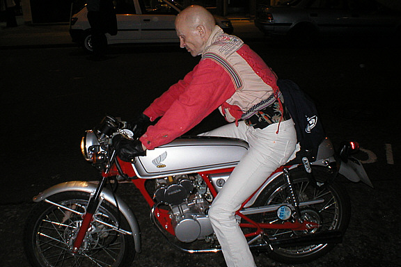 Richard Spotted Arriving At Work