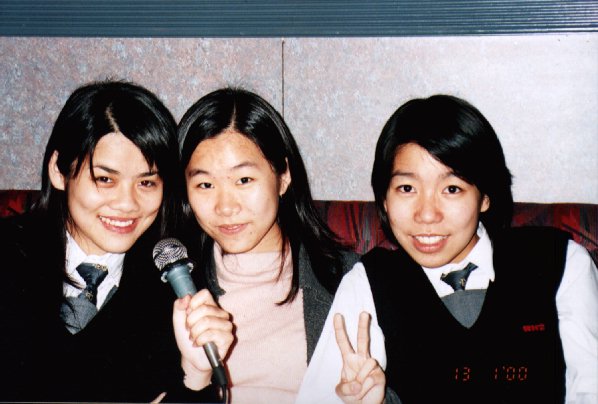 Kara14.jpg (50610 bytes)