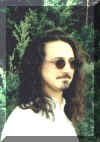 me2wpe27.jpg (82905 bytes)