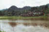 055_kampong.JPG (48651 bytes)