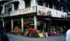 indonesia_pontianak_bird_shop.jpg (78709 bytes)
