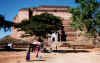 myanmar_mandalay_mingun1.jpg (89455 bytes)