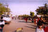 myanmar_mandalay_street_life.jpg (92636 bytes)
