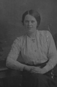 Annie MURRAY