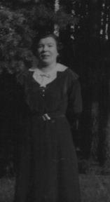 Eva Muriel BOREHAM