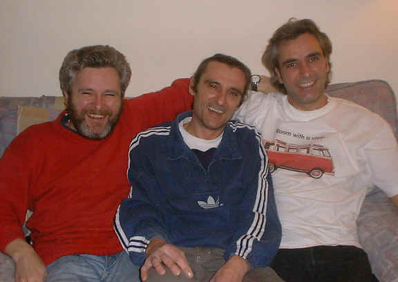 wpe132.jpg (19911 bytes)