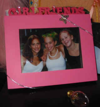 GIRLFRIENDS! hahaahah