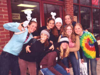 same pic, with a loser in tie dye added!