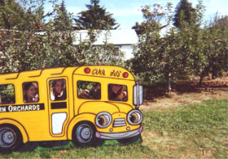 the wheels on the bus go round and round