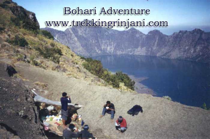 Bohari Adventures www.trekkingrinjani.com