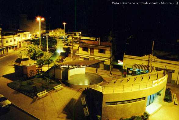 Pra�a do Centro de Macuco