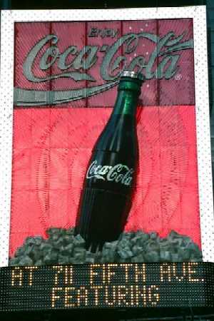 Cola.jpg (23075 bytes)