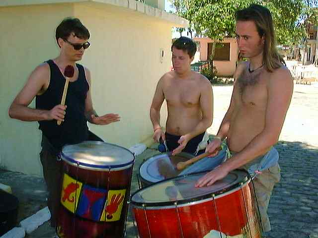 Practice at the beach, Itacar�, BA