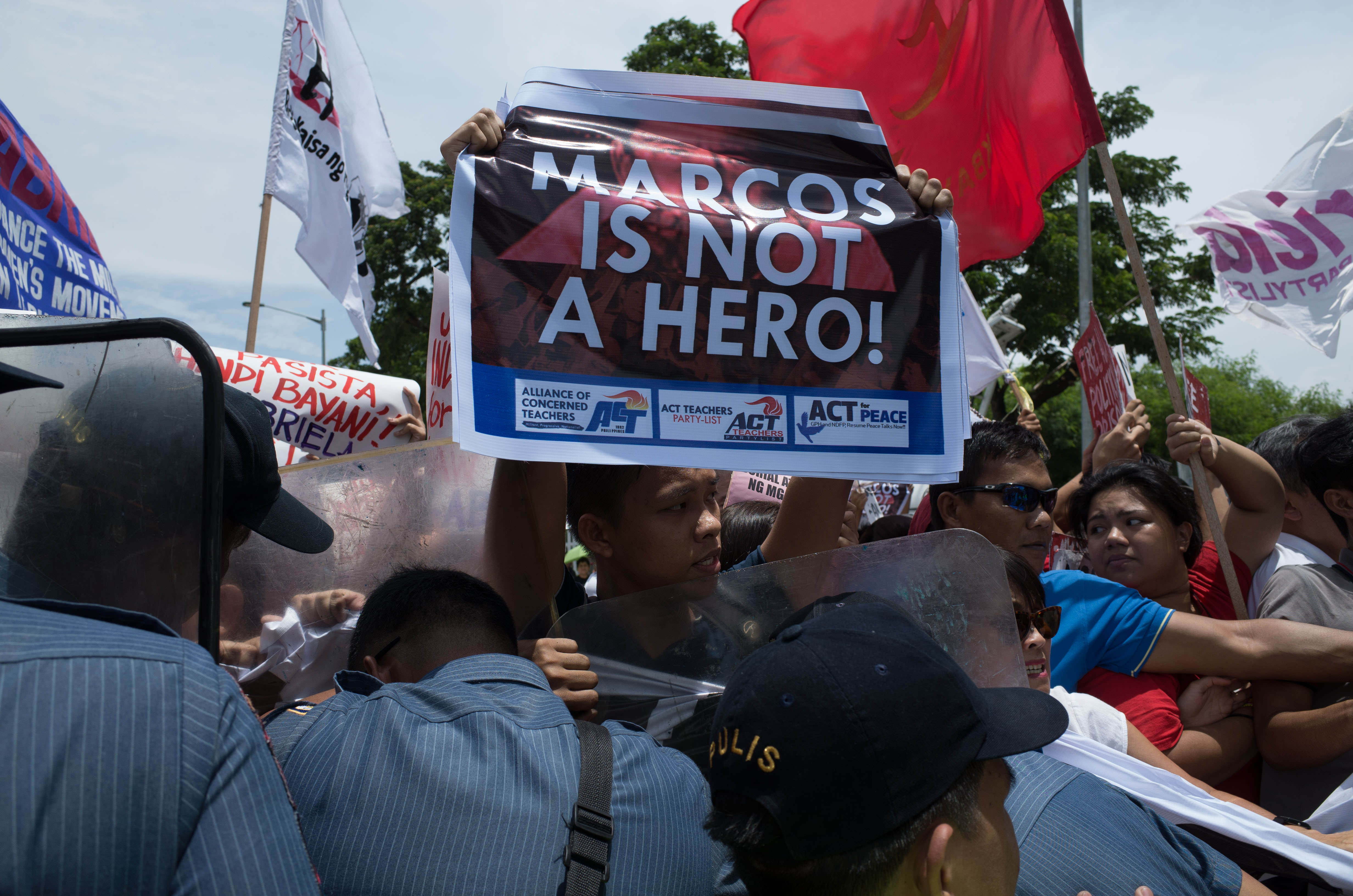 anti-marcos