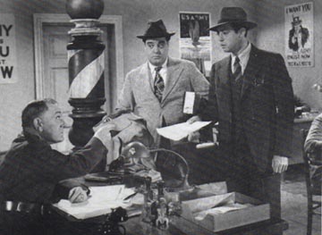 Jackie Gleason (middle)