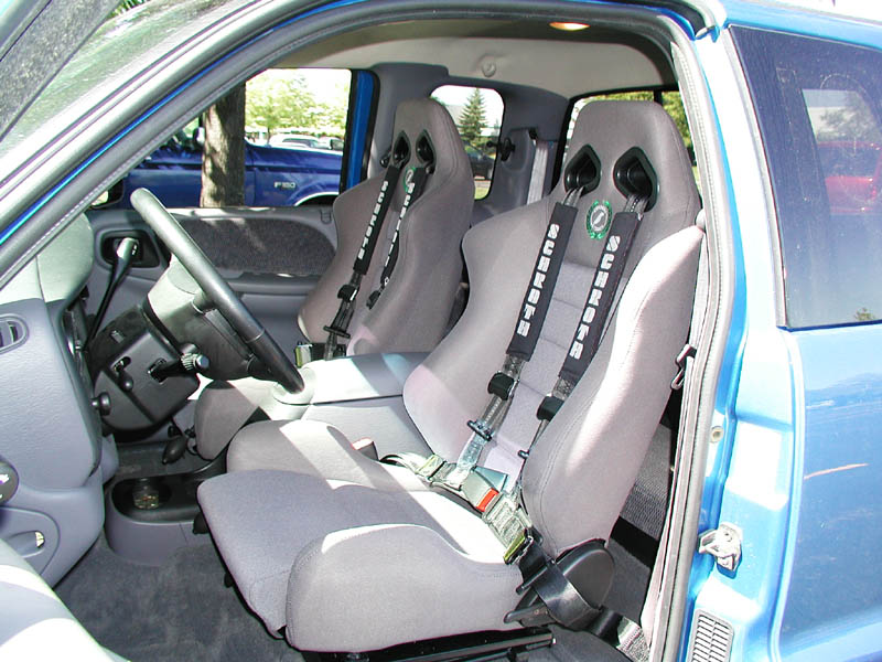 Corbeau TRS (Targa RS) seats and Schroth harnesses